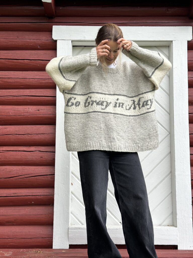 Strikkeoppskrift "Go gray in may"-genser